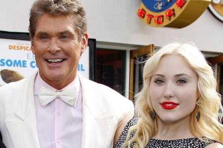 David Hasselhoff und seine beiden Töchter Taylor-Ann (l.) und Hayley David Hasselhoff und seine beiden Töchter Taylor-Ann (l.) und Hayley