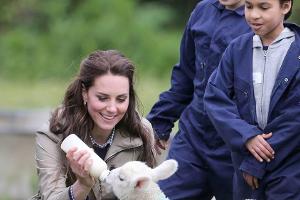 Herzogin Kate: Super casual beim Bauernhof-Besuch