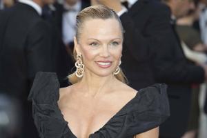 Pamela Anderson: Von der sexy "Baywatch"-Nixe zur eleganten Lady