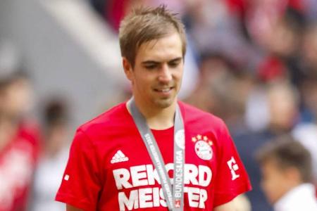 Bald wird es im Hause Lahm eine weitere Nachwuchshoffnung für den deutschen Fußball geben Bald wird es im Hause Lahm eine weitere Nachwuchshoffnung für den deutschen Fußball geben