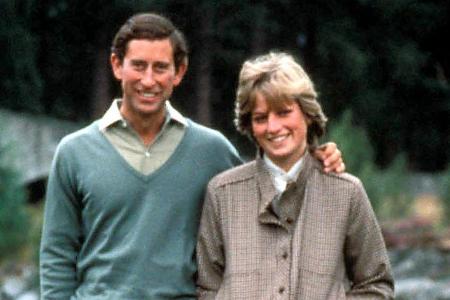 Sie spielten die glücklichen Eheleute: Prinzessin Diana und Prinz Charles Sie spielten die glücklichen Eheleute: Prinzessin Diana und Prinz Charles