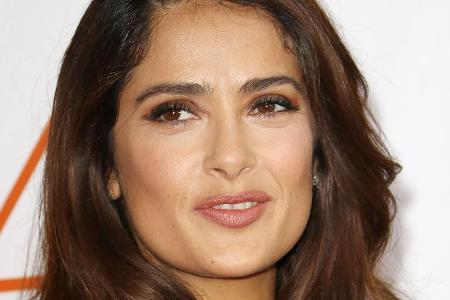 Salma Hayek und ihre neunjährige Tochter waren sich beim Namen ihres neuen Hundes nicht ganz einig Salma Hayek und ihre neunjährige Tochter waren sich beim Namen ihres neuen Hundes nicht ganz einig