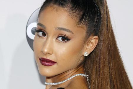 Ariana Grande hatte nach dem Anschlag bei ihrem Konzert in Manchester ein Benefiz-Konzert veranstaltet Ariana Grande hatte nach dem Anschlag bei ihrem Konzert in Manchester ein Benefiz-Konzert veranstaltet