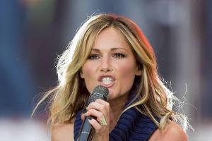 Eigenartige Allianz: Frauke Petry springt Helene Fischer zur Seite