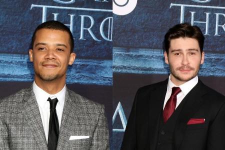 Jacob Anderson (l.) und Daniel Portman wissen, wer die Partymaus am Set ist Jacob Anderson (l.) und Daniel Portman wissen, wer die Partymaus am Set ist