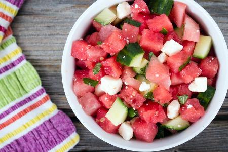 Ungewohnt, aber lecker: Melonensalat mit Feta Ungewohnt, aber lecker: Melonensalat mit Feta