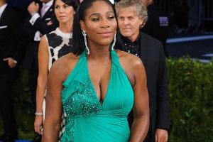 Serena Williams schlägt gegen John McEnroe zurück