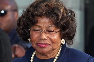 Katherine Jackson gibt Vormundschaft für Enkel Blanket ab