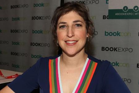Mit so viel Gegenwind hat Mayim Bialik nicht gerechnet Mit so viel Gegenwind hat Mayim Bialik nicht gerechnet