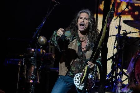 Aerosmith-Frontmann Steven Tyler stellt klar: Er hatte keinen Herzinfarkt Aerosmith-Frontmann Steven Tyler stellt klar: Er hatte keinen Herzinfarkt