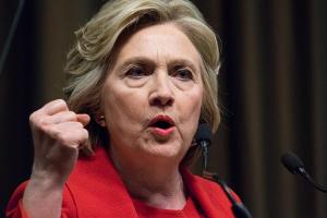 Yoga, Chardonnay und Abermillionen: Darum ist Hillary Clinton zurück