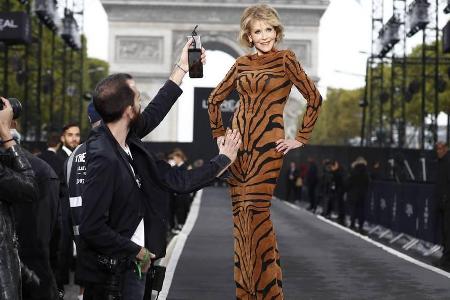 Kaum zu glauben das Jane Fonda noch dieses Jahr ihren 80. Geburtstag feiert Kaum zu glauben das Jane Fonda noch dieses Jahr ihren 80. Geburtstag feiert