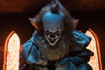 Bill Skarsgård spielt in der Neuverfilmung von Bill Skarsgård spielt in der Neuverfilmung von