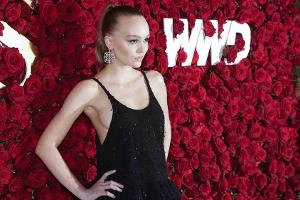Lily-Rose Depp: Sideboob auf dem roten Teppich