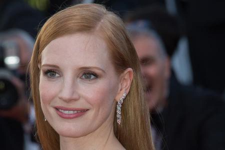 Jessica Chastain wurde zu einer witzigen Selfie-Aktion verleitet Jessica Chastain wurde zu einer witzigen Selfie-Aktion verleitet