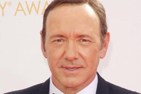 Immer mehr Menschen erheben schwere Vorwürfe gegen den zweifachen Oscar-Gewinner Kevin Spacey Immer mehr Menschen erheben schwere Vorwürfe gegen den zweifachen Oscar-Gewinner Kevin Spacey