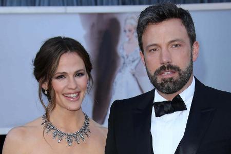 2015 gaben Jennifer Garner und Ben Affleck einen Tag nach ihrem zehnten Hochzeitstag die Trennung bekannt 2015 gaben Jennifer Garner und Ben Affleck einen Tag nach ihrem zehnten Hochzeitstag die Trennung bekannt