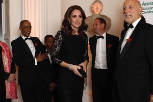 Herzogin Kate: Schwanger im Spitzenkleid