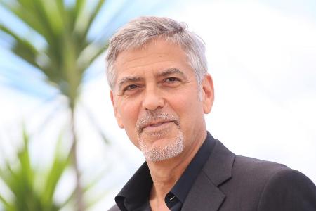 George Clooney darf bald als hochrangiger Soldat Colonel Cathcart Befehle erteilen George Clooney darf bald als hochrangiger Soldat Colonel Cathcart Befehle erteilen