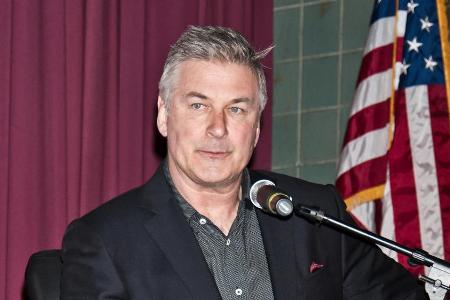 Baldwin spielt in seinem neuen Film einen blinden Schriftsteller Baldwin spielt in seinem neuen Film einen blinden Schriftsteller