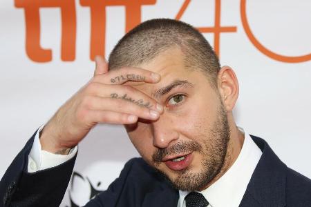 Shia LaBeouf hat am Wochenende mal wieder mächtig Ärger provoziert Shia LaBeouf hat am Wochenende mal wieder mächtig Ärger provoziert