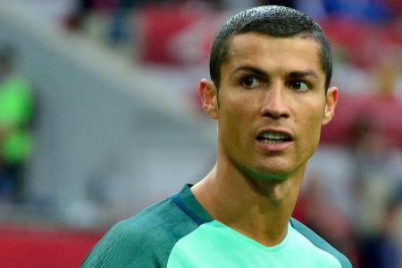 Cristiano Ronaldo erweitert seine Familie offenbar um weiteren Nachwuchs Cristiano Ronaldo erweitert seine Familie offenbar um weiteren Nachwuchs