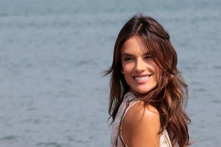 Alessandra Ambrosio feiert den 4. Juli Alessandra Ambrosio feiert den 4. Juli
