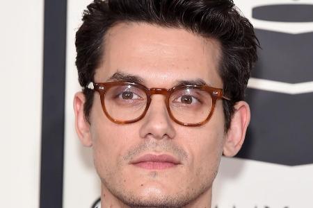 John Mayer steht Justin Bieber bei John Mayer steht Justin Bieber bei