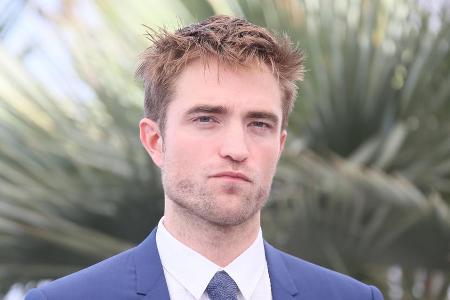 Schauspieler Robert Pattinson ist vorsichtig mit öffentlichen Liebesbekundungen Schauspieler Robert Pattinson ist vorsichtig mit öffentlichen Liebesbekundungen