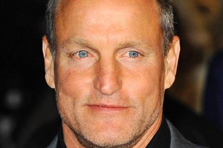 Woody Harrelson lässt es in Sachen Arbeit eher locker angehen... Woody Harrelson lässt es in Sachen Arbeit eher locker angehen...