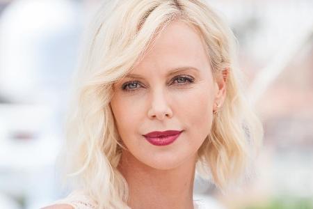 Charlize Theron hat bereits einen Oscar zu Hause Charlize Theron hat bereits einen Oscar zu Hause