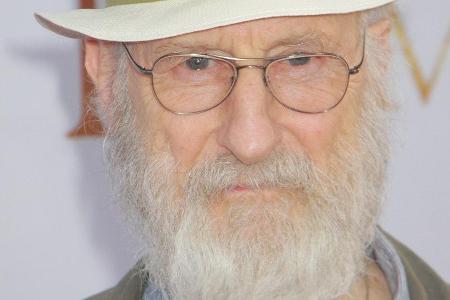 Schauspieler James Cromwell wurde wegen zivilem Ungehorsam verurteilt Schauspieler James Cromwell wurde wegen zivilem Ungehorsam verurteilt
