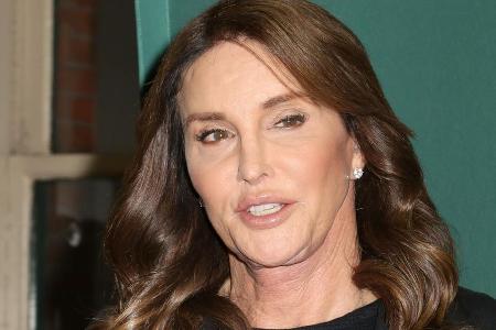 Caitlyn Jenner hat Ärger wegen ihres Buchs Caitlyn Jenner hat Ärger wegen ihres Buchs