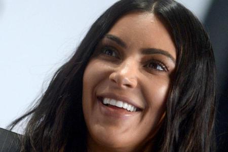 Nur selten zeigt sich hinter der Fassade einer knallharten Unternehmerin eine herzliche Kim Kardashian Nur selten zeigt sich hinter der Fassade einer knallharten Unternehmerin eine herzliche Kim Kardashian