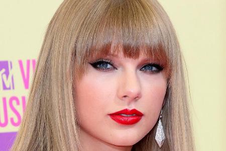 Gibt den Fans, wonach sie verlangen: Taylor Swift hat ihre neue Single veröffentlicht Gibt den Fans, wonach sie verlangen: Taylor Swift hat ihre neue Single veröffentlicht