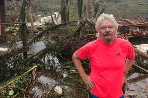 Es war einmal ein Paradies: Richard Branson zeigt zerstörte Insel