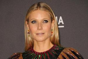 Gwyneth Paltrow verkauft jetzt Vampir-Abwehrmittel
