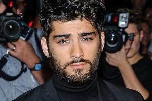 Oben ohne: Zayn Malik rasiert sich den Kopf