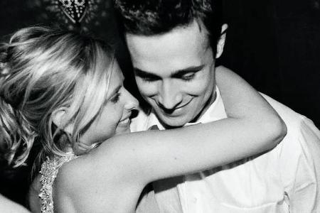 Halten sich seit 15 Jahren die Treue: Sarah Michelle Gellar und Freddie Prinze Jr. Halten sich seit 15 Jahren die Treue: Sarah Michelle Gellar und Freddie Prinze Jr.