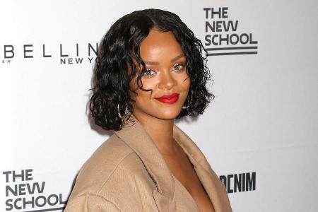 Sängerin Rihanna gelingt zurzeit eine Überraschung nach der nächsten Sängerin Rihanna gelingt zurzeit eine Überraschung nach der nächsten