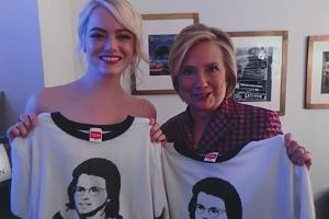 Posiert Emma Stone wirklich nackt mit Hillary Clinton?