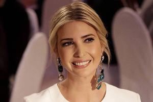 Ivanka Trump macht es vor: Ungleiche Ohrringe liegen im Trend