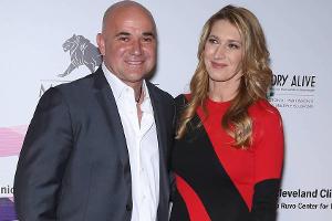 Seltener Auftritt: Steffi Graf stiehlt Andre Agassi die Show