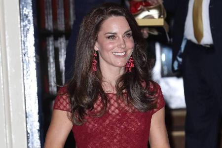 Herzogin Kate zog als Lady in Red alle Blicke auf sich