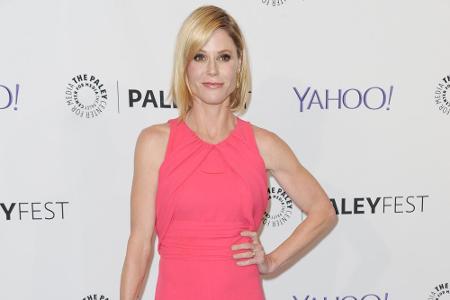 Julie Bowen kann mehr als nur Hausfrau spielen. Auch modisch ist sie mit ihrem Jumpsuit voll auf der Höhe
