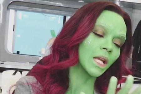 Zoe Saldana spielt in Zoe Saldana spielt in