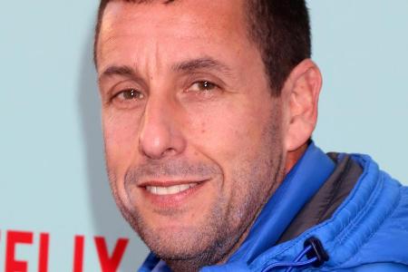 Adam Sandlers Töchter sind nicht gerade Fans seiner Filme Adam Sandlers Töchter sind nicht gerade Fans seiner Filme
