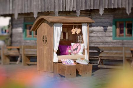 Im Berghotel heißt der Strandkorb natürlich Bergkorb