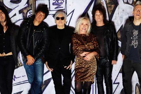 Blondie kommen am 28. April nach Berlin und geben ein Konzert im SchwuZ Blondie kommen am 28. April nach Berlin und geben ein Konzert im SchwuZ