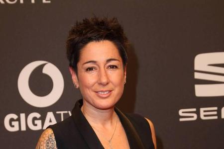 Dunja Hayali sieht sich immer wieder mit Hetze im Netz konfrontiert Dunja Hayali sieht sich immer wieder mit Hetze im Netz konfrontiert